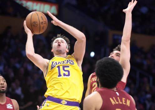 龙珠足球直播免费观看-湖人太子摇身变成三双机器 球队控卫危机迎刃而解