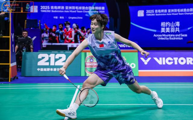 陈雨菲回归首秀逆转取胜 助国羽晋级亚混团八强